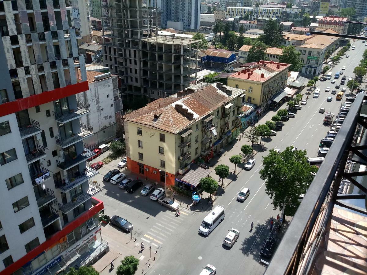 Apartamento Flat in Batumi city centre Exterior foto
